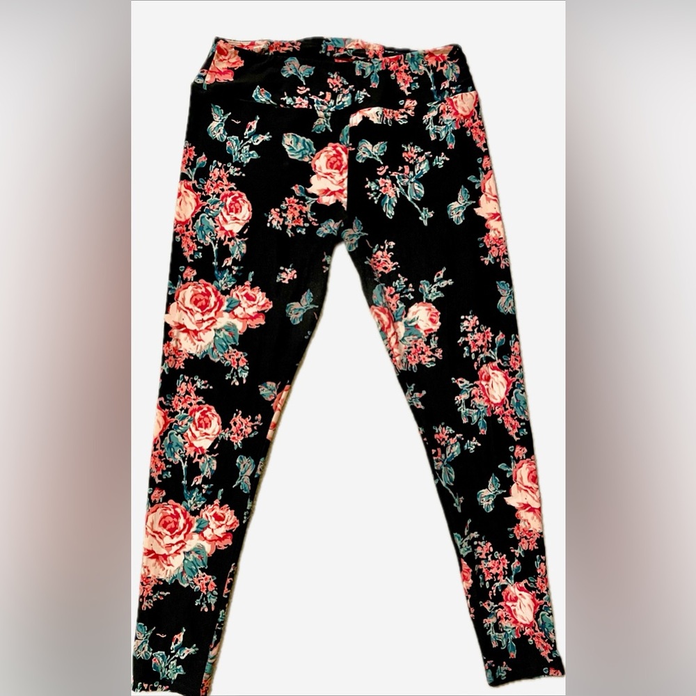 LuLaroe TC Pink Coral Roses Floral Black Leggings Unicorn 2017 Print